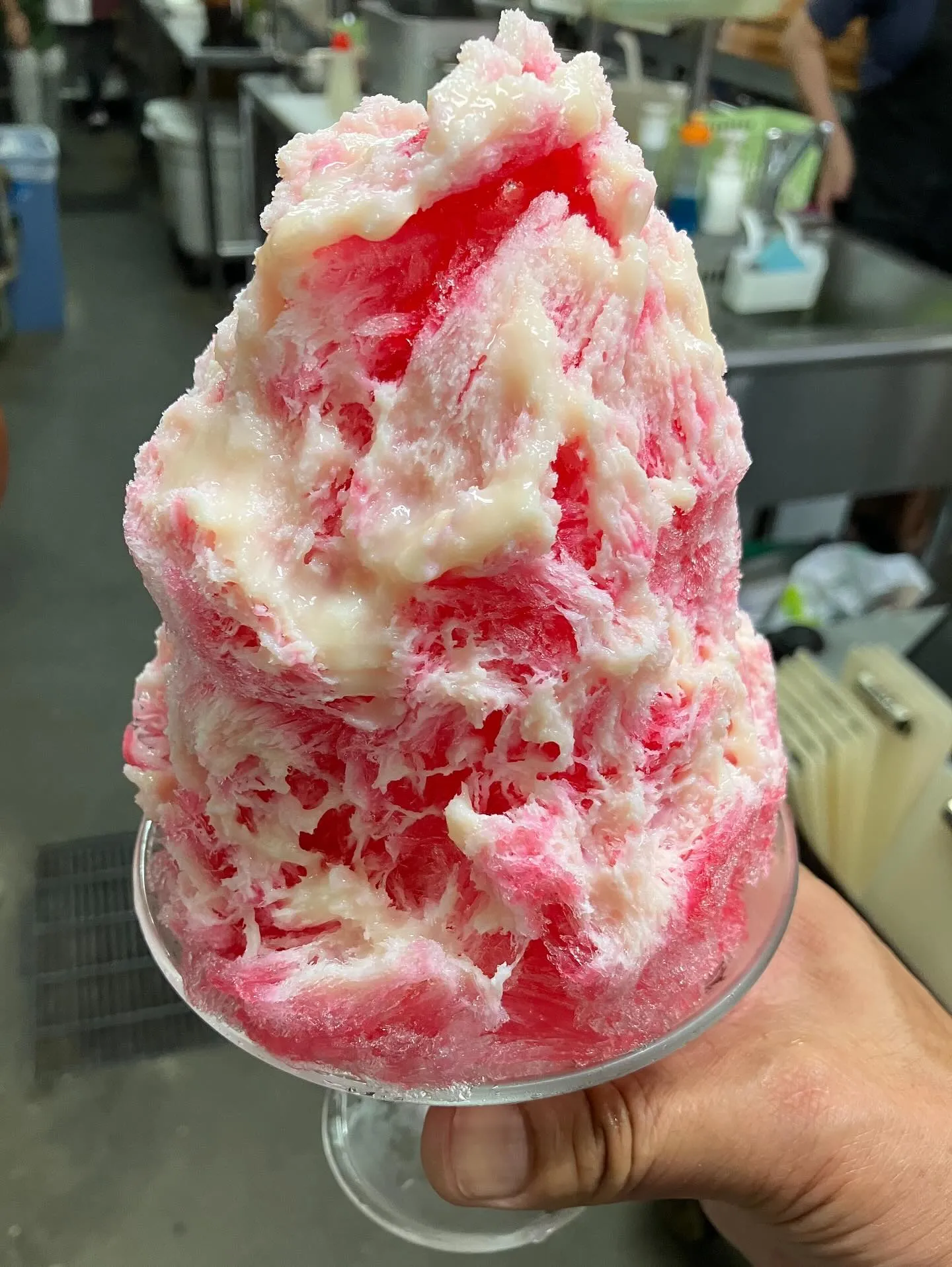 本日より、今シーズンのかき氷が始まりました。